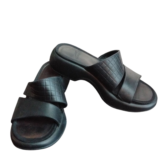 Dansko Black DoublevStrap Sandals Comfort Low Wedge Sandal Size 7.5-8 - Picture 1 of 11